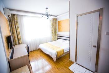 Qingdao Aisen Apartment Hotel Екстер'єр фото