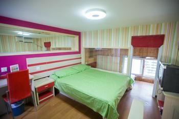 Qingdao Aisen Apartment Hotel Екстер'єр фото